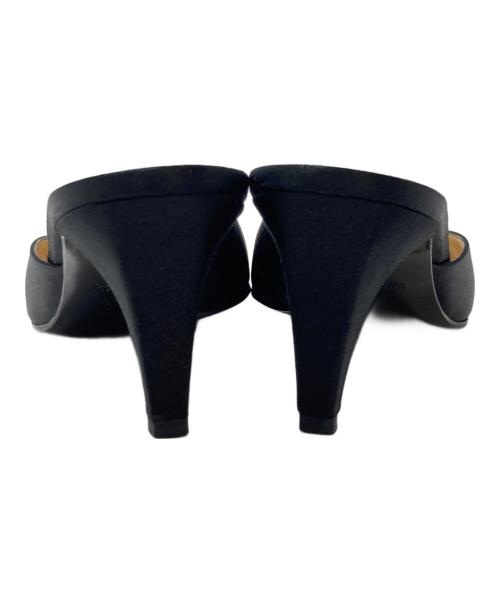 CELINE（セリーヌ）CELINE (セリーヌ) マカダム チェーンミュール ブラック サイズ:39の古着・服飾アイテム