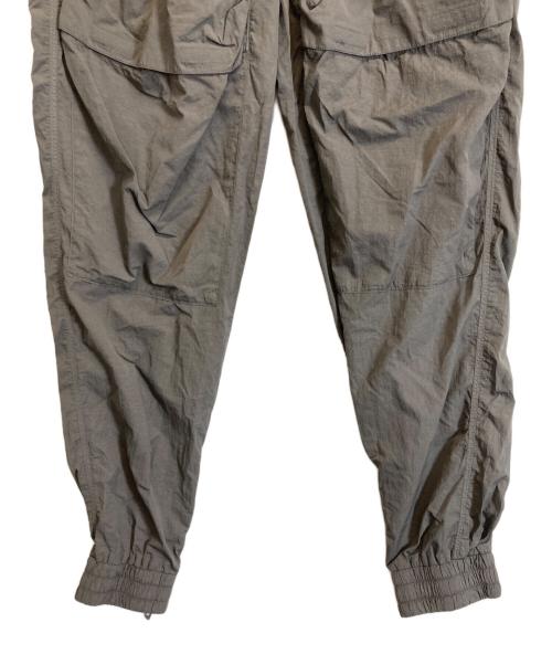 DIESEL（ディーゼル）DIESEL (ディーゼル) ナイロンパンツ グレー サイズ:40の古着・服飾アイテム