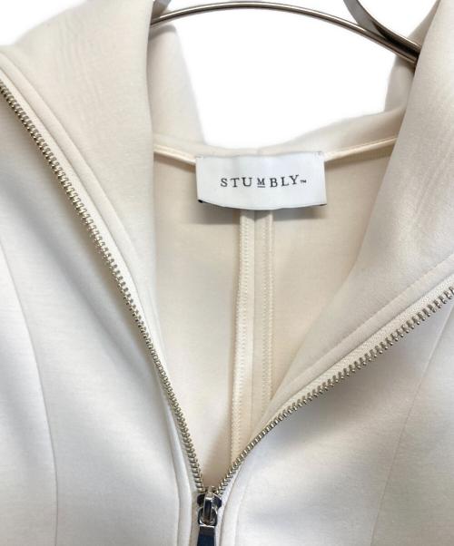 STUMBLY（スタンブリ―）STUMBLY (スタンブリ―) パーカー ホワイト サイズ:Fの古着・服飾アイテム