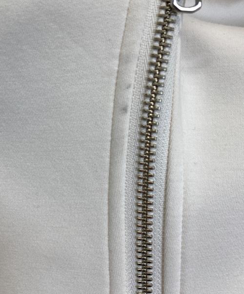 STUMBLY（スタンブリ―）STUMBLY (スタンブリ―) パーカー ホワイト サイズ:Fの古着・服飾アイテム