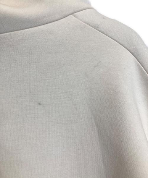 STUMBLY（スタンブリ―）STUMBLY (スタンブリ―) パーカー ホワイト サイズ:Fの古着・服飾アイテム