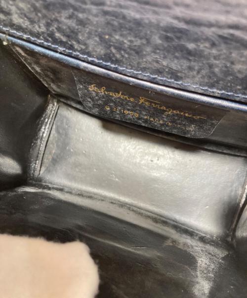 Salvatore Ferragamo（サルヴァトーレ フェラガモ）Salvatore Ferragamo (サルヴァトーレ フェラガモ) ガンチーニミニショルダーバッグ ブラックの古着・服飾アイテム