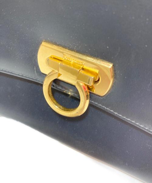 Salvatore Ferragamo（サルヴァトーレ フェラガモ）Salvatore Ferragamo (サルヴァトーレ フェラガモ) ガンチーニミニショルダーバッグ ブラックの古着・服飾アイテム