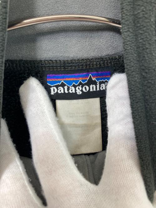 Patagonia（パタゴニア）Patagonia (パタゴニア) レギュレーターR3 フリースジャケット グレー サイズ:Mの古着・服飾アイテム