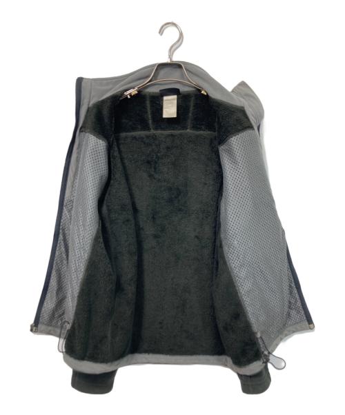 Patagonia（パタゴニア）Patagonia (パタゴニア) レギュレーターR3 フリースジャケット グレー サイズ:Mの古着・服飾アイテム