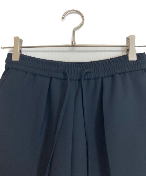 YORI（ヨリ）yori (ヨリ) カラースティックイージーパンツ ネイビー サイズ:36の古着・服飾アイテム