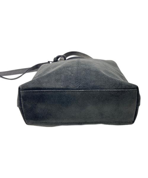 GUCCI（グッチ）GUCCI (グッチ) スウェードバッグ グレーの古着・服飾アイテム