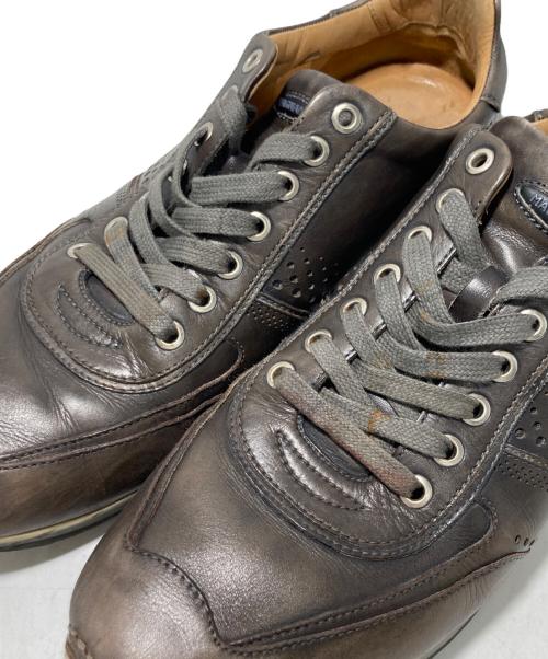 MAGNANNI（マグナーニ）MAGNANNI (マグナーニ) スニーカー グレー サイズ:9の古着・服飾アイテム