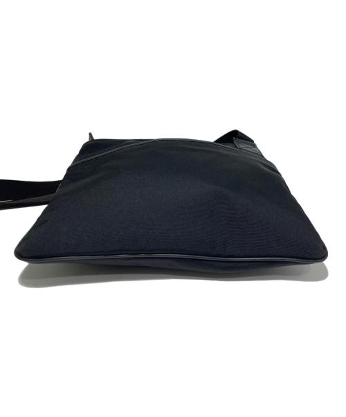 GUCCI（グッチ）GUCCI (グッチ) ショルダーバッグ ブラックの古着・服飾アイテム