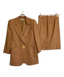 Christian Dior（クリスチャン ディオール）の古着「金ボタンロゴスカートセットアップ」｜アイボリー