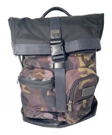 TUMI（トゥミ）の古着「リュック」｜グリーン