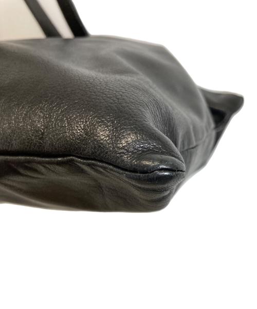 MIU MIU（ミュウミュウ）MIU MIU (ミュウミュウ) ハンドバッグ ブラックの古着・服飾アイテム