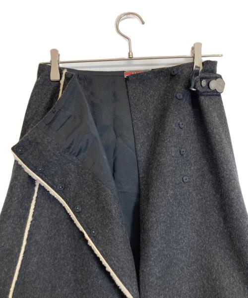 PRADA SPORTS（プラダスポーツ）PRADA SPORTS (プラダスポーツ) コンチョボタンスカート ブラック サイズ:36の古着・服飾アイテム