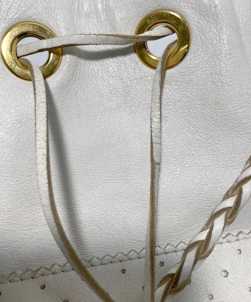 J&M DAVIDSON（ジェイ＆エム デヴィッドソン）J&M DAVIDSON (ジェイ＆エム デヴィッドソン) バッグ ホワイトの古着・服飾アイテム