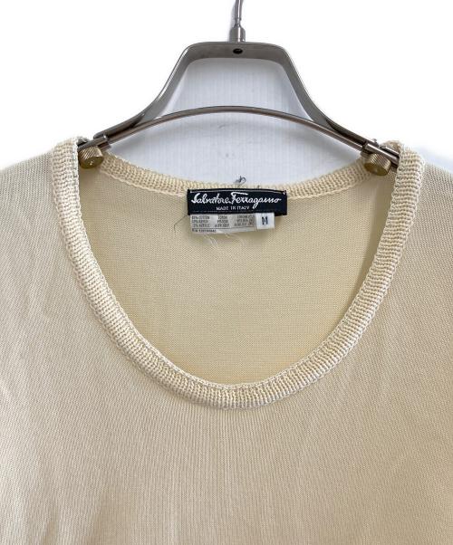 Salvatore Ferragamo（サルヴァトーレ フェラガモ）Salvatore Ferragamo (サルヴァトーレ フェラガモ) ニットカーディガン ベージュ サイズ:Mの古着・服飾アイテム