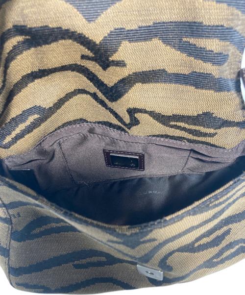 FENDI（フェンディ）FENDI (フェンディ) マンマバケットショルダーバッグ ブラウンの古着・服飾アイテム
