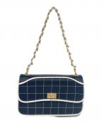 CHANELシャネル）の古着「2.55マトラッセチェーンバッグ」｜ブラック