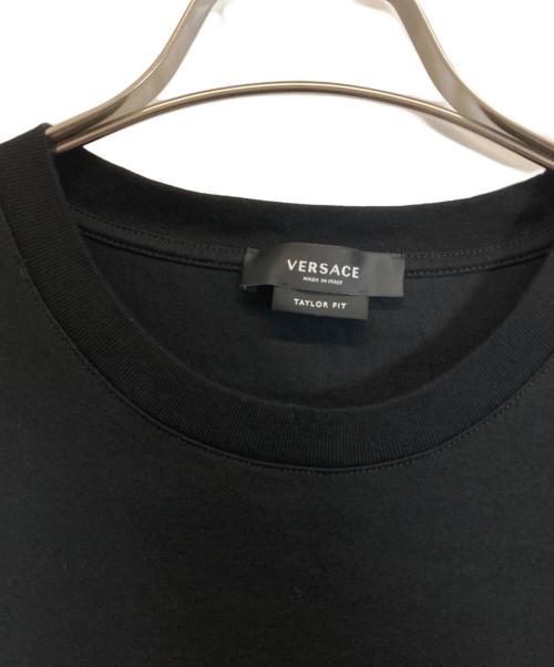 VERSACE（ヴェルサーチェ）VERSACE (ヴェルサーチェ) ロゴTシャツ ブラック サイズ:XLの古着・服飾アイテム