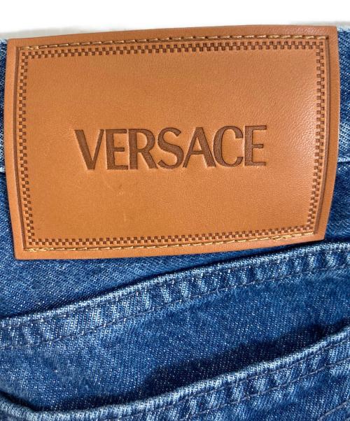 VERSACE（ヴェルサーチェ）VERSACE (ヴェルサーチェ) メデューサボタンデニムパンツ インディゴ サイズ:W30の古着・服飾アイテム