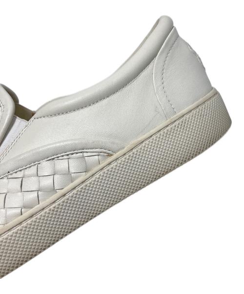 BOTTEGA VENETA（ボッテガベネタ）BOTTEGA VENETA (ボッテガベネタ) スリッポン ホワイト サイズ:42の古着・服飾アイテム
