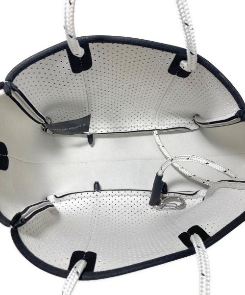 STATE OF ESCAPE（ステイトオブエスケープ）STATE OF ESCAPE (ステイトオブエスケープ) バッグ ホワイトの古着・服飾アイテム