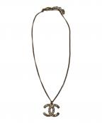 CHANELシャネル）の古着「ラインストーンココマークネックレス」｜ゴールド