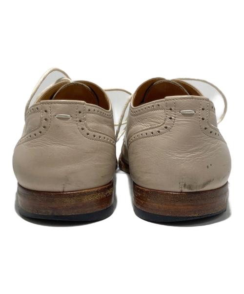 Maison Margiela（メゾンマルジェラ）Maison Margiela (メゾンマルジェラ) ウィングチップシューズ ベージュ サイズ:不明の古着・服飾アイテム