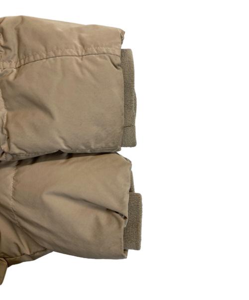 FIRST DOWN（ファーストダウン）FIRST DOWN (ファーストダウン) ダウンコート カーキ サイズ:Mの古着・服飾アイテム