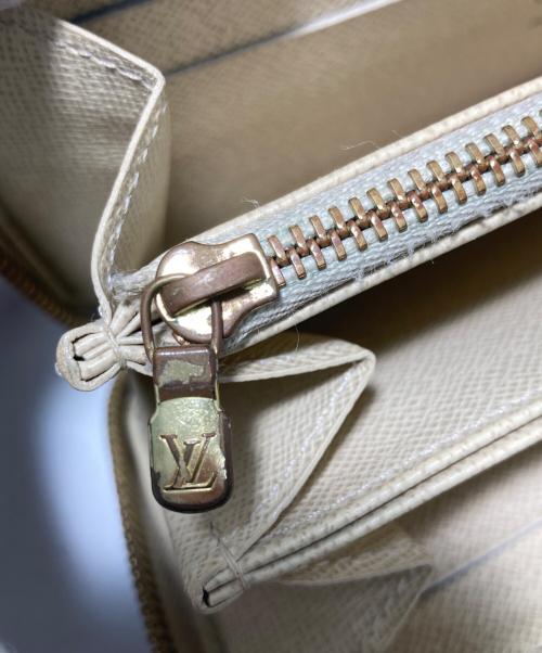 LOUIS VUITTON（ルイ ヴィトン）LOUIS VUITTON (ルイ ヴィトン) 長財布 ホワイトの古着・服飾アイテム