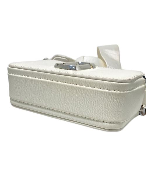 THE MARC JACOBS（ザマークジェイコブス）THE MARC JACOBS (ザマークジェイコブス) The Snapshot ホワイトの古着・服飾アイテム