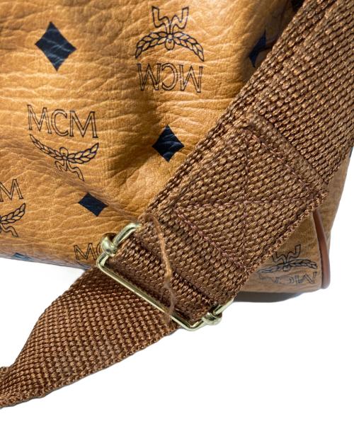 MCM（エムシーエム）MCM (エムシーエム) ボストンバッグ ブラウンの古着・服飾アイテム