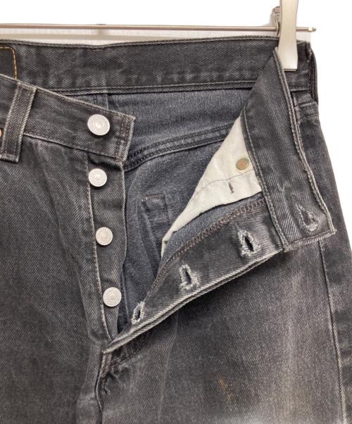LEVI'S（リーバイス）LEVI'S (リーバイス) 501 デニムパンツ ブラック サイズ:W28の古着・服飾アイテム