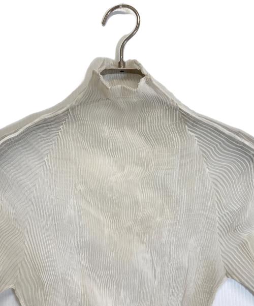 ISSEY MIYAKE FETE（イッセイミヤケフェット）ISSEY MIYAKE FETE (イッセイミヤケフェット) カットソー ホワイト サイズ:-の古着・服飾アイテム