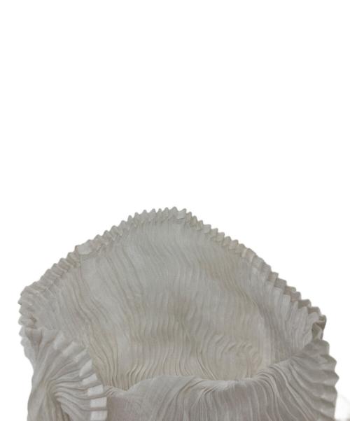 ISSEY MIYAKE（イッセイミヤケ）ISSEY MIYAKE (イッセイミヤケ) プリーツカットソー ホワイト サイズ:Mの古着・服飾アイテム