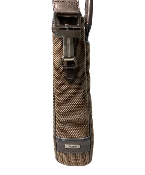 TUMI（トゥミ）TUMI (トゥミ) バッグ ブラウンの古着・服飾アイテム