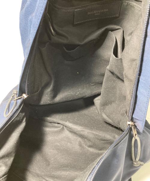 BALENCIAGA（バレンシアガ）BALENCIAGA (バレンシアガ) エクスプローラー バックパック ネイビーの古着・服飾アイテム