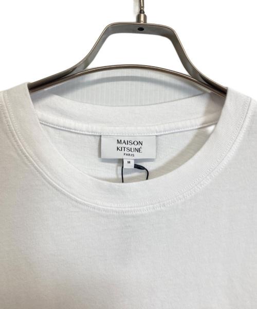 maison kitsune（メゾンキツネ）MAISON KITSUNE (メゾンキツネ) スタンディングフォックス コンフォートTシャツ ホワイト サイズ:M 未使用品の古着・服飾アイテム