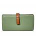 LOEWE（ロエベ）の古着「長財布」｜グリーン