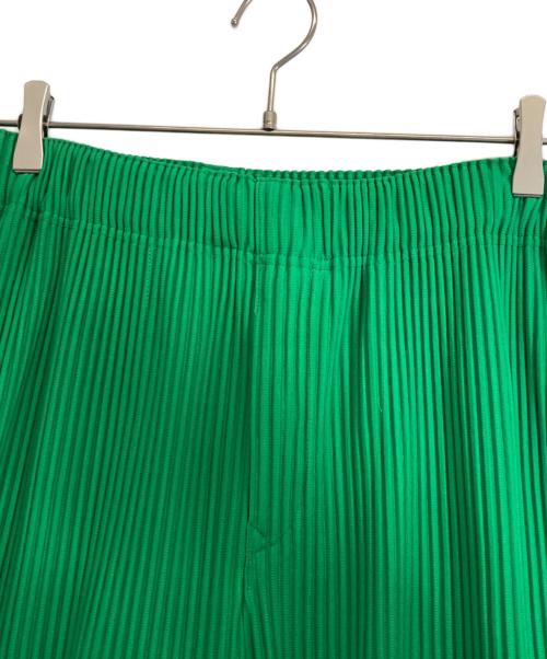 HOMME PLISSE ISSEY MIYAKE（オム プリッセ イッセイ ミヤケ）HOMME PLISSE ISSEY MIYAKE (オム プリッセ イッセイ ミヤケ) パンツ グリーン サイズ:2の古着・服飾アイテム