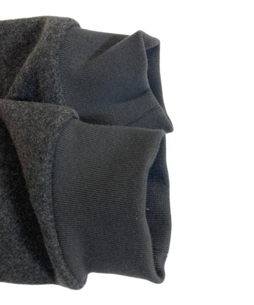 adidas（アディダス）adidas (アディダス) ロゴワッペン フルジップ スイングトップ グレー サイズ:Sの古着・服飾アイテム