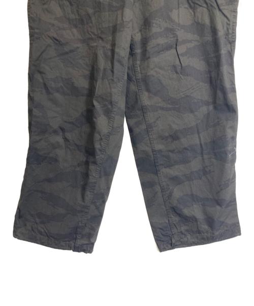 BEAMS JAPAN（ビームスジャパン）BEAMS JAPAN (ビームスジャパン) カモ カーゴパンツ ブラック サイズ:Lの古着・服飾アイテム