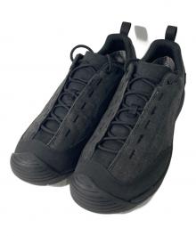 KEEN（キーン）の古着「スニーカー」｜グレー