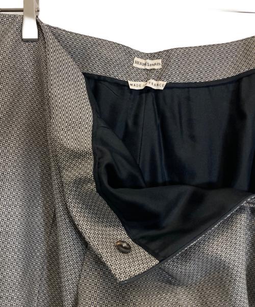 HERMES（エルメス）HERMES (エルメス) Hロゴ総柄スラックス グレー サイズ:40の古着・服飾アイテム