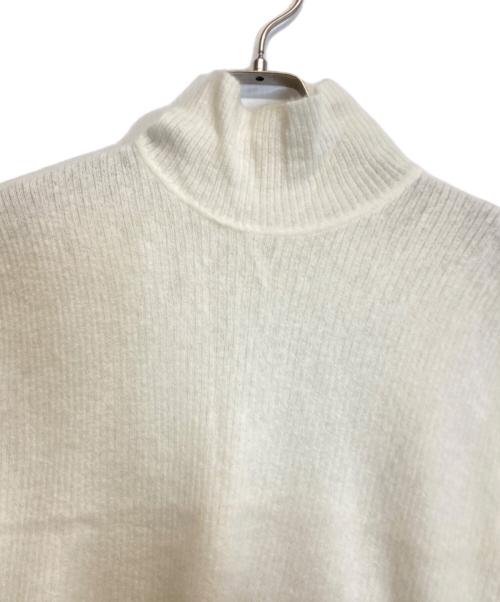 HERMES（エルメス）HERMES (エルメス) カシミヤノースリーブニット ホワイト サイズ:MEの古着・服飾アイテム
