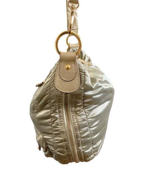 TOD'S（トッズ）TOD'S (トッズ) ショルダーバッグ ベージュの古着・服飾アイテム