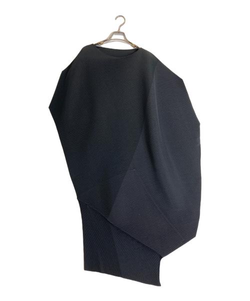 ISSEY MIYAKE（イッセイミヤケ）ISSEY MIYAKE (イッセイミヤケ) 変形プリーツワンピース ブラック サイズ:Mの古着・服飾アイテム