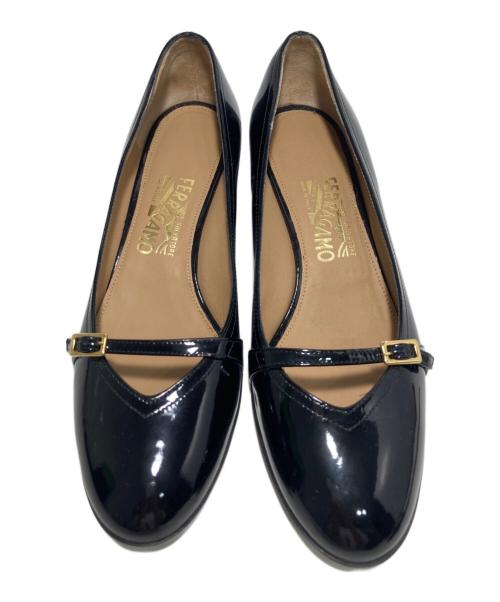 Salvatore Ferragamo（サルヴァトーレ フェラガモ）Salvatore Ferragamo (サルヴァトーレ フェラガモ) エナメルパンプス ブラック サイズ:40の古着・服飾アイテム