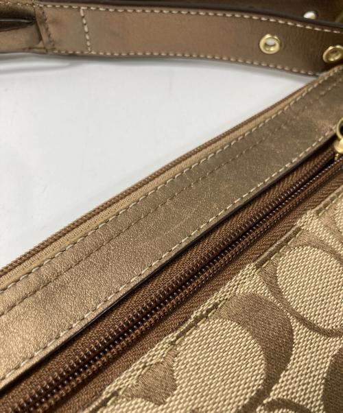 COACH（コーチ）COACH (コーチ) ショルダーバッグ ベージュの古着・服飾アイテム