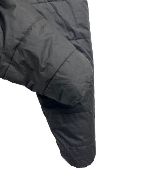 Patagonia（パタゴニア）Patagonia (パタゴニア) リバーシブル・レディ・フレディ・フーディ ブラック サイズ:SIZE XXL (キッズ表記）の古着・服飾アイテム