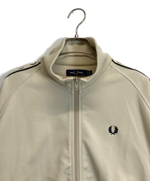 FRED PERRY（フレッドペリー）FRED PERRY (フレッドペリー) RAY BEAMS (レイ ビームス) 別注 Track Jacket ベージュ サイズ:UK10の古着・服飾アイテム